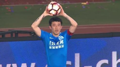 “波特来到了一家正在进行大规模转型的俱乐部，他们投入了很多，但他们对自己所做的事情毫无头绪，公平的来说，他们更像是在工作中学习，波特可能在想这些人都疯了。